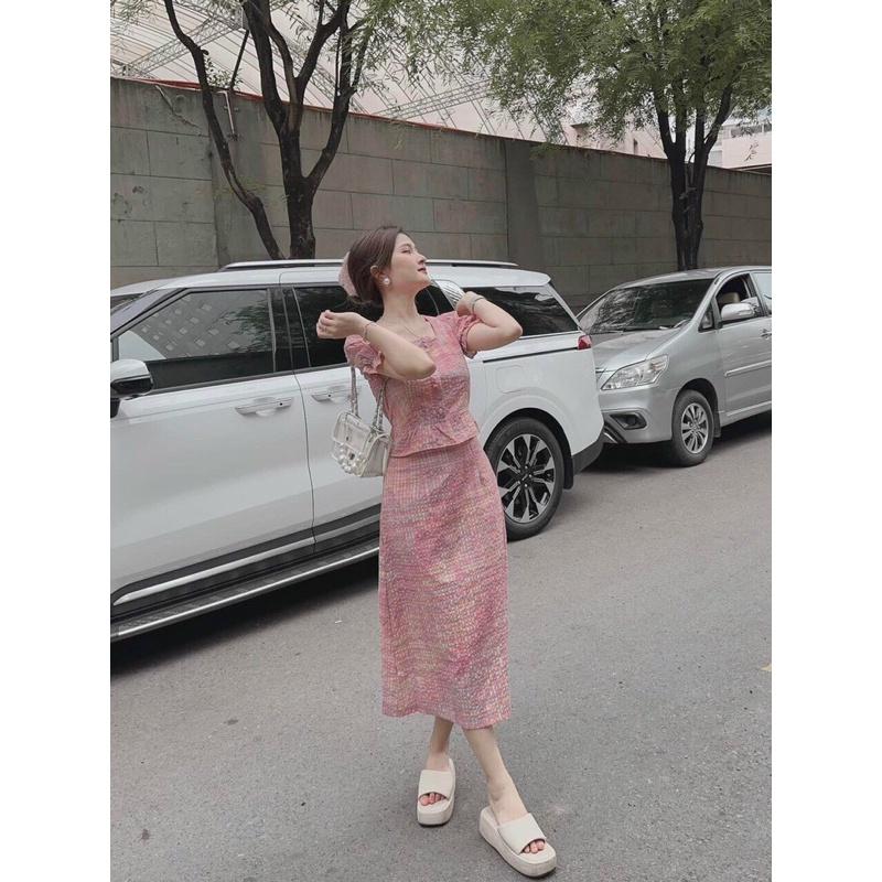 SÉT CHÂN VÁY DÀI PHỐI ÁO NÚT BỌC MOCKING THÂN SAU CỘT NƠ NỮ TÍNH