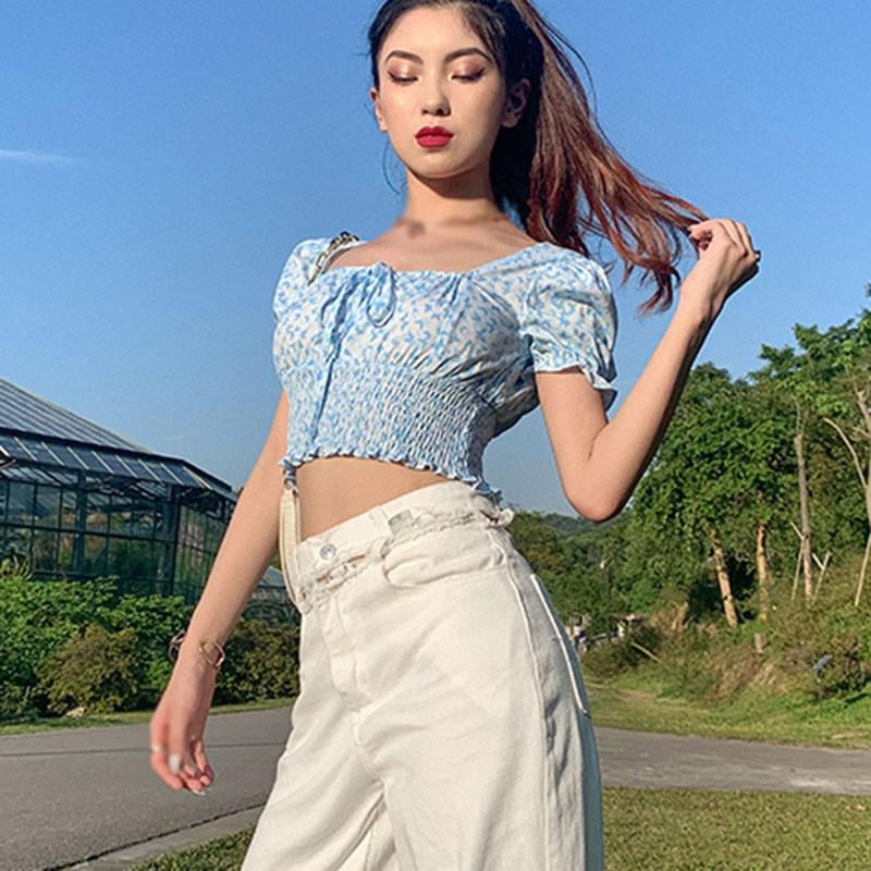 Áo Kiểu Nữ Cổ Vuông Tay Phồng In Hình Bướm Gợi Cảm