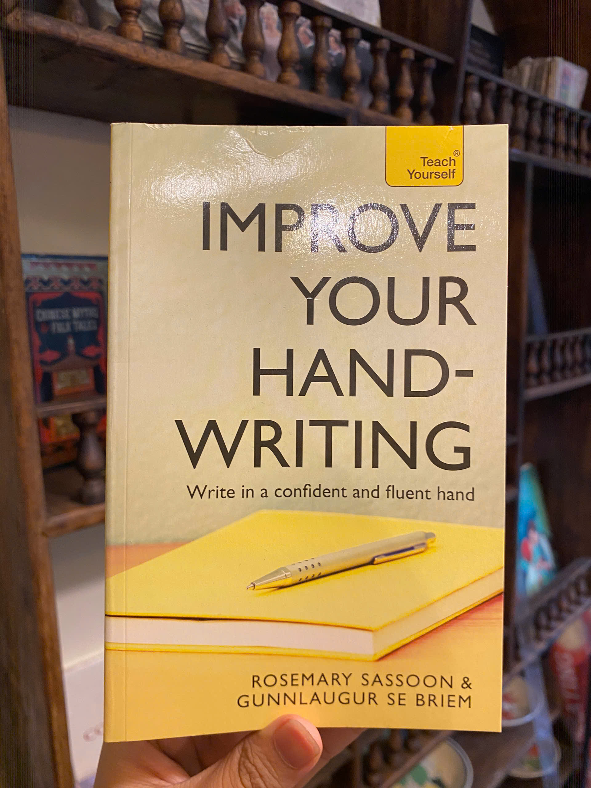 Sách - Improve Your Handwriting: Write in a Confident and Fluent Hand by Rosemary Sassoon