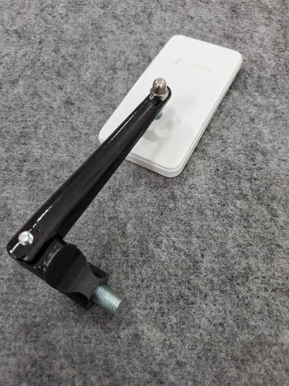 GƯƠNG CHIẾU HẬU KIÊU VUÔNG IPHONE CHÂN KÍNH 10 LY