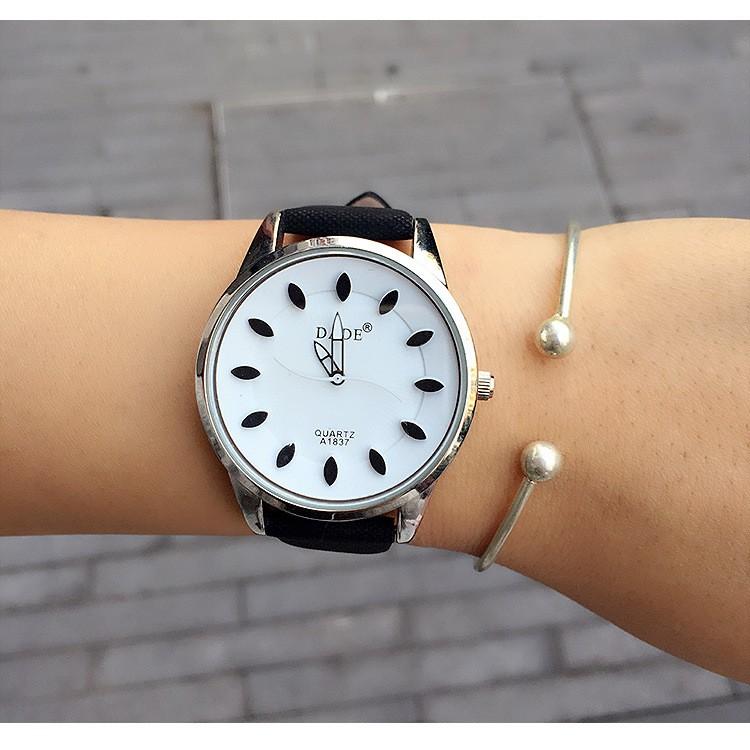 Đồng hồ nữ DADE dây da nổi NH1150