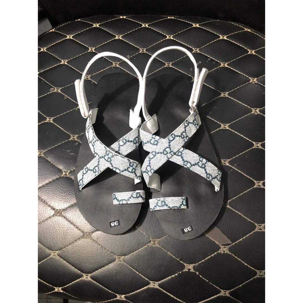 Sandal nữ đế đen quai đen size từ 35 nữ đến 42 nữ