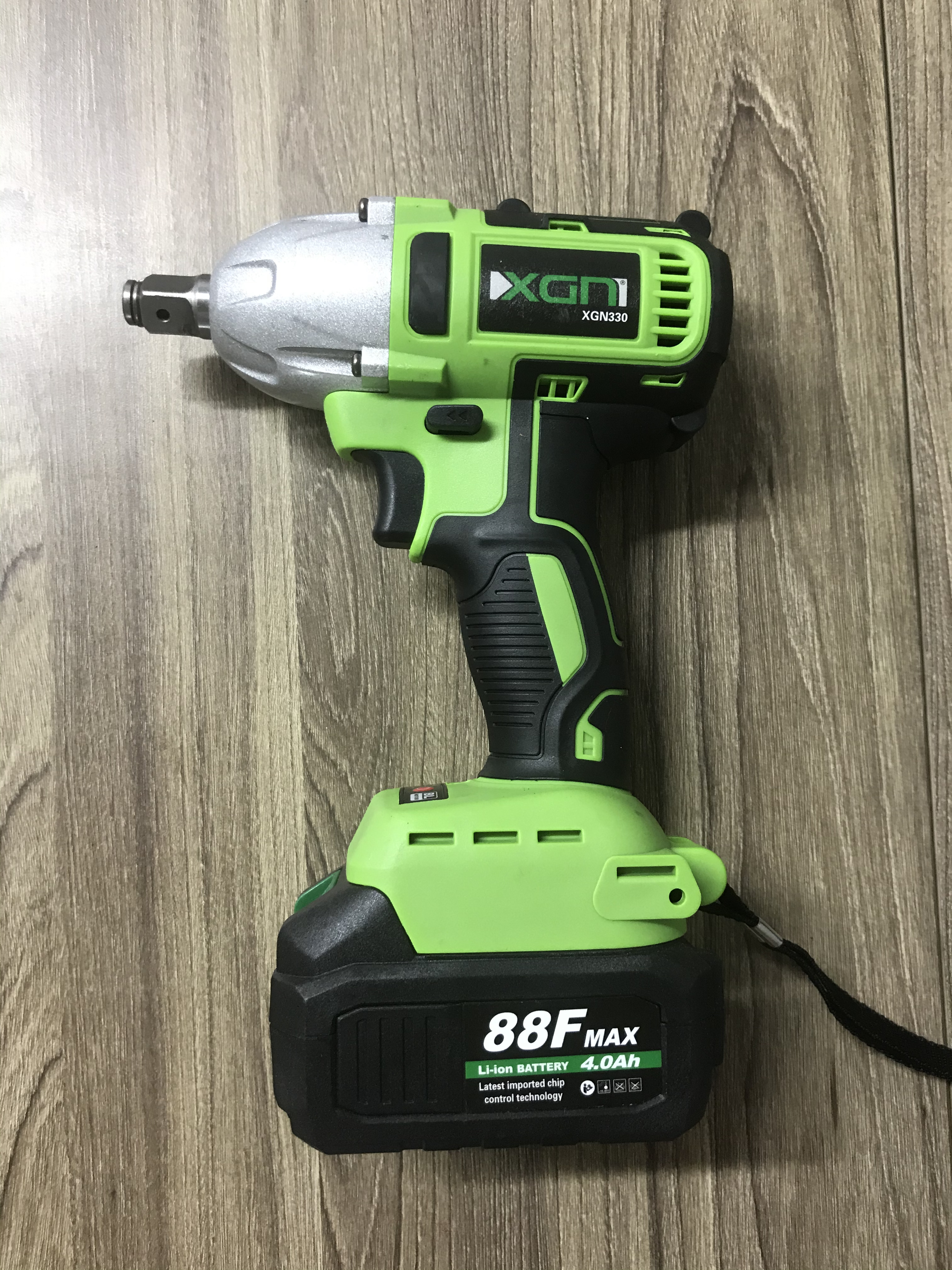 Máy siết bu lông dùng pin XGN 330 - Motor không chổi than