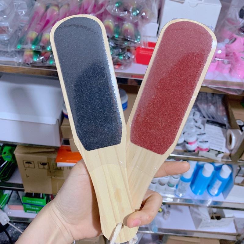 Chà gót mịn, chà gót nhám cán gỗ