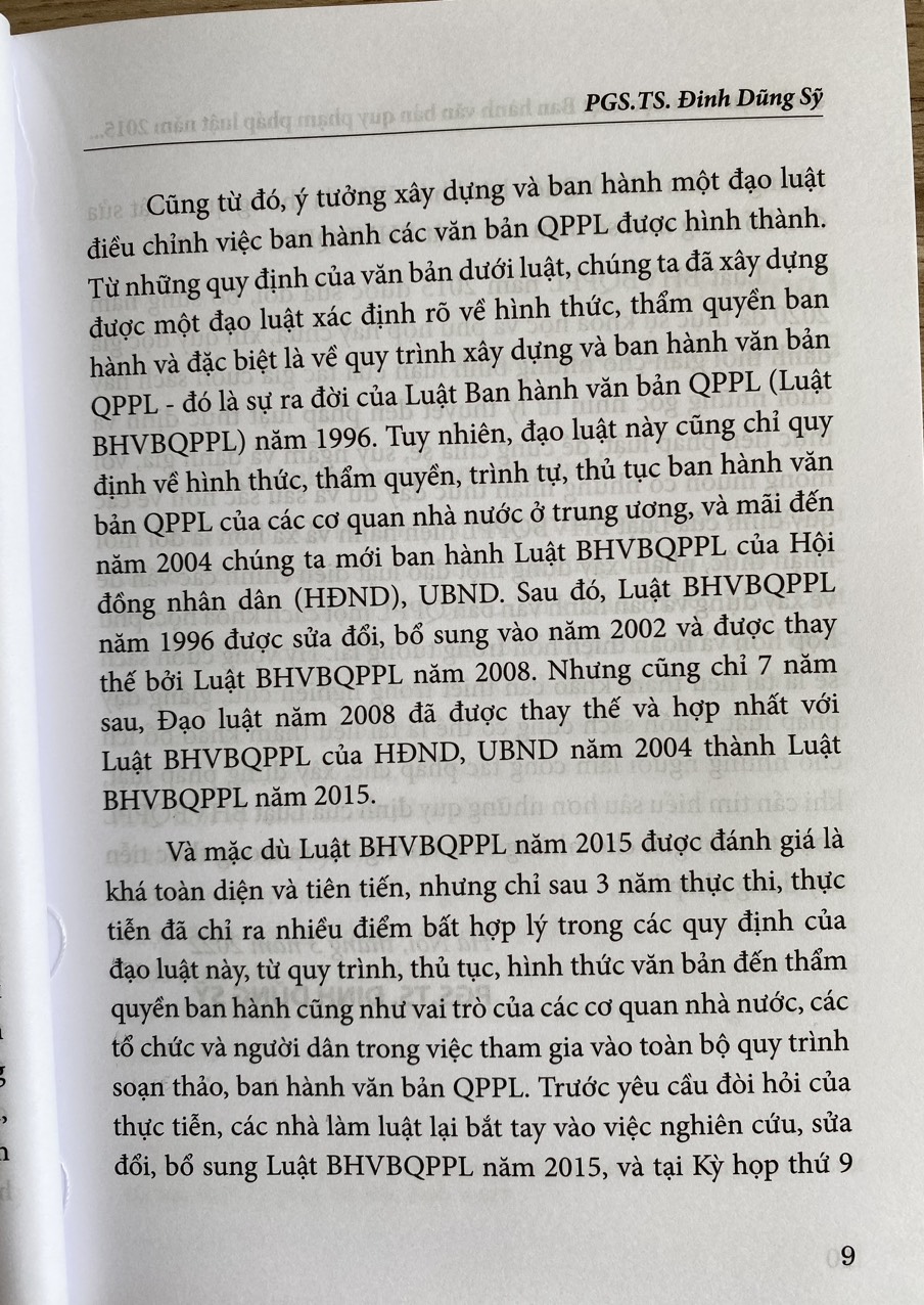 Bình luận khoa học Luật Ban hành văn bản quy phạm pháp luật năm 2015 (được sửa đổi, bổ sung năm 2020) - Lý thuyết, thực định và thực tiễn