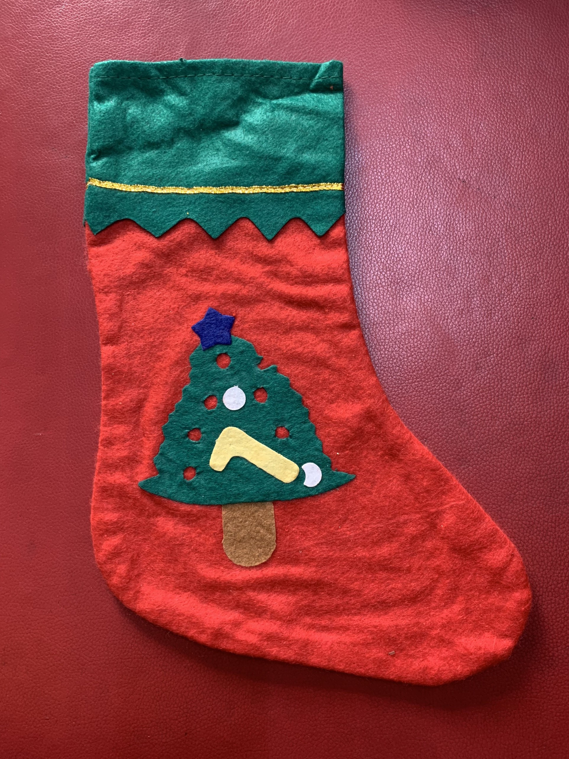 Tất đựng quà Noel cho trẻ em