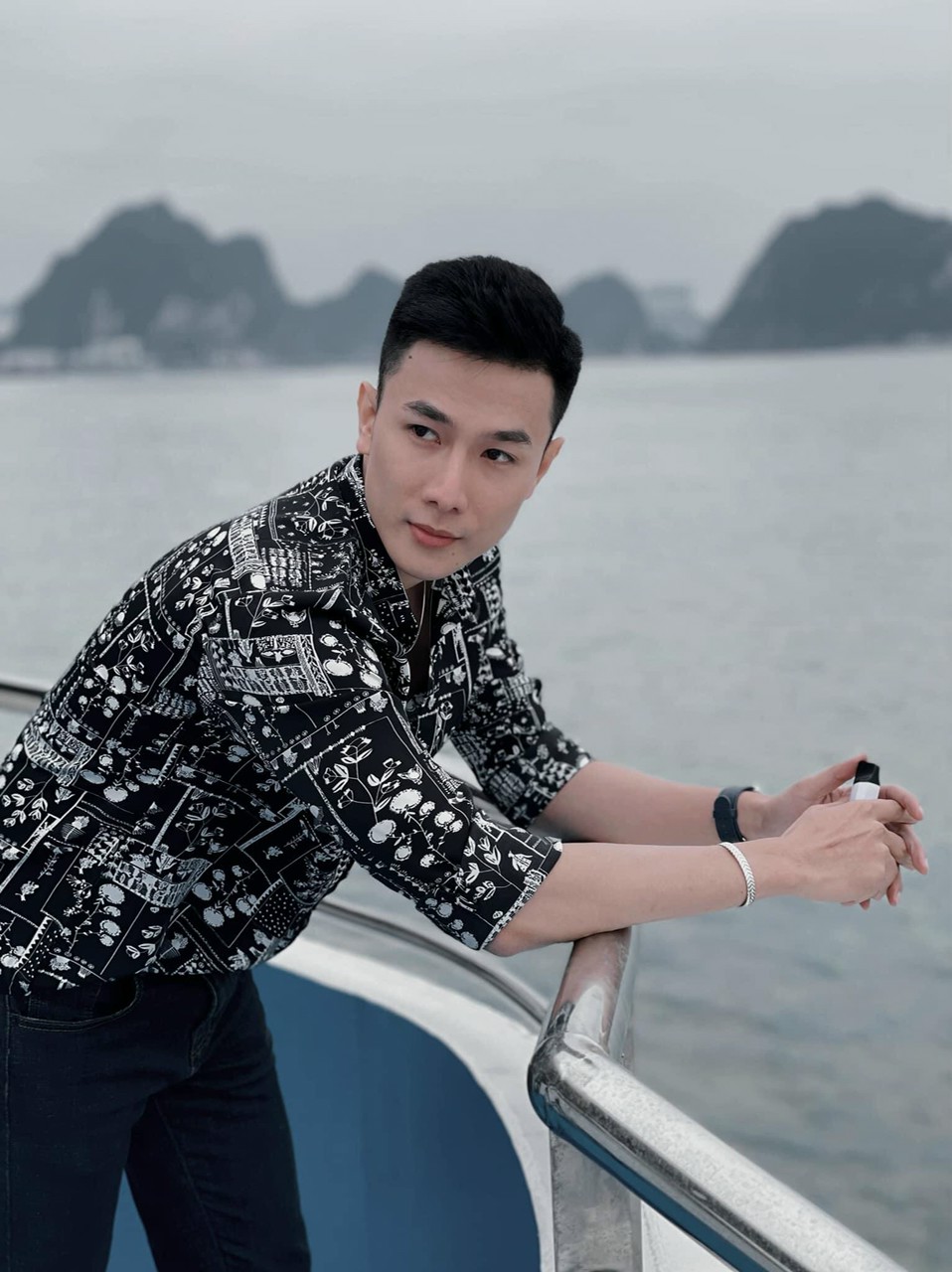Áo sơ mi nam tay dài vải lụa cao cấp S02