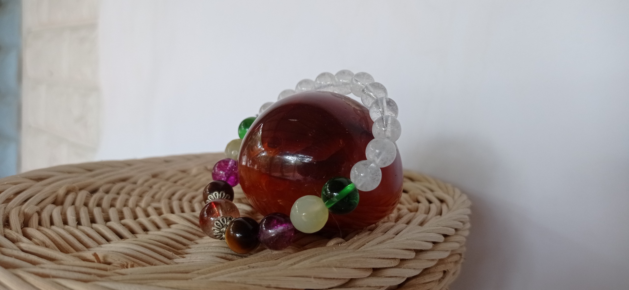 Vòng Đeo Tay Đá Thạch Anh MIX nhiều màu - Vòng đeo tay Phong Thủy Hỗ Trợ sức khỏe, Chất liệu đá HEMATITE tự nhiên, Kèm bản PHOTOCOPY giấy kiểm định