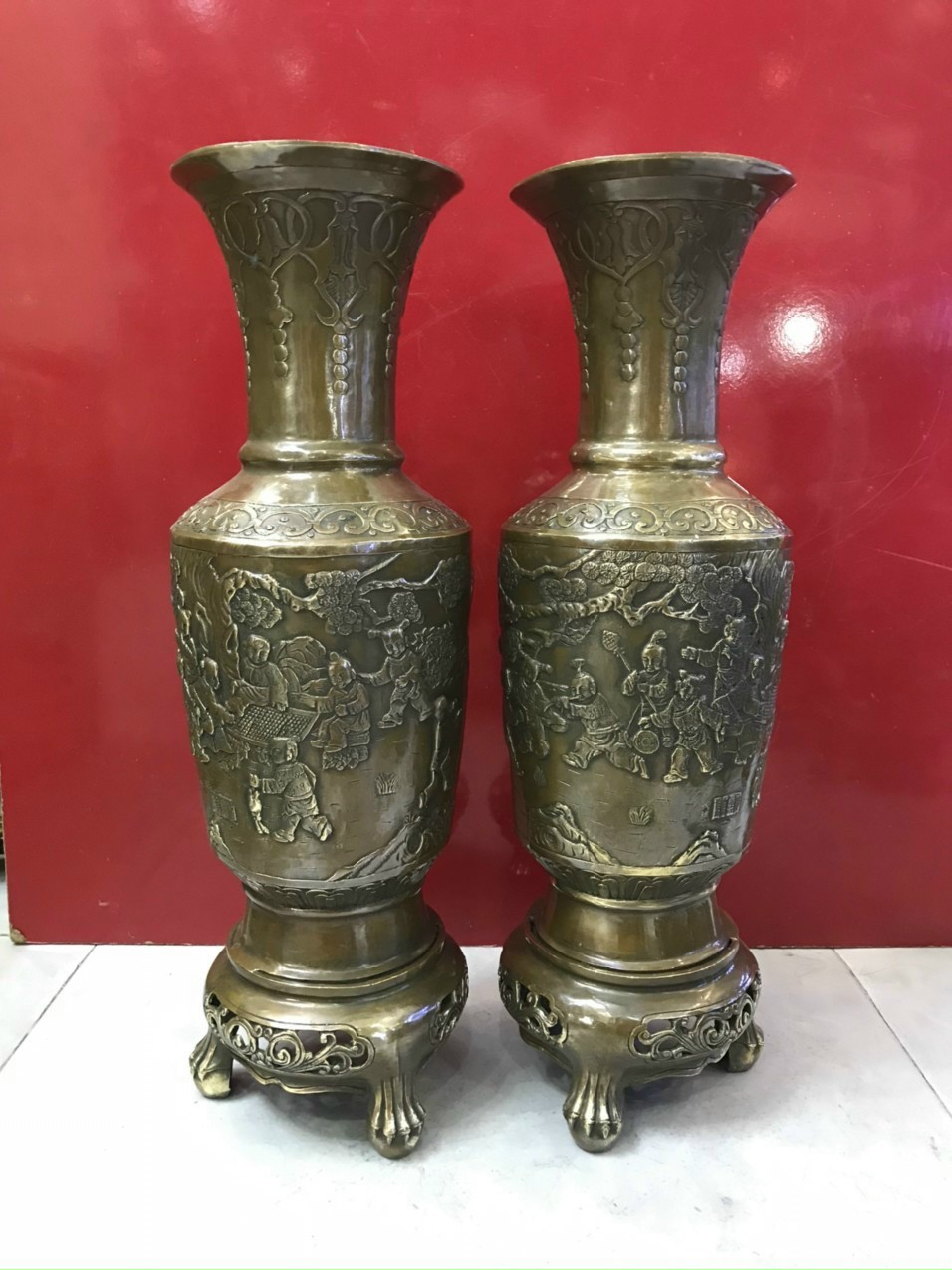 Đôi lọ hoa cao
