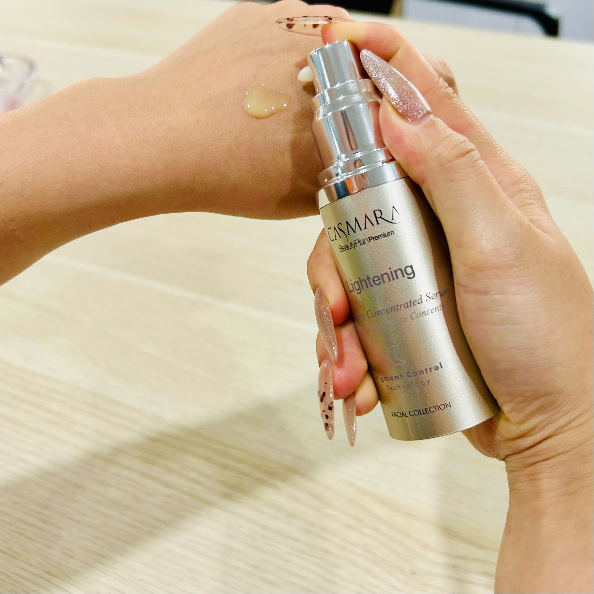 Serum Dưỡng Trắng, Hỗ Trợ Mờ Nám Ban Đêm Casmara LIGHTENING CLARIFYING CONCENTRATED SERUM 30ML