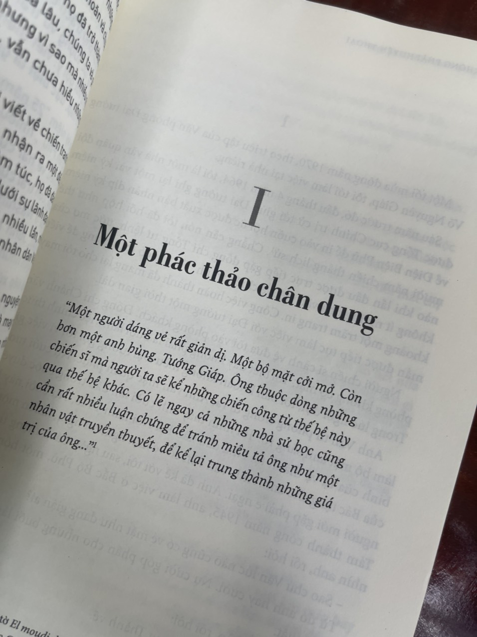 KHÔNG PHẢI HUYỀN THOẠI – Tiểu thuyết lịch sử đầu tiên về đại tướng Võ Nguyên Giáp trong chiến dịch Điện Biên Phủ – Hữu Mai - NXB Trẻ - Bìa mềm – In lần thứ 11