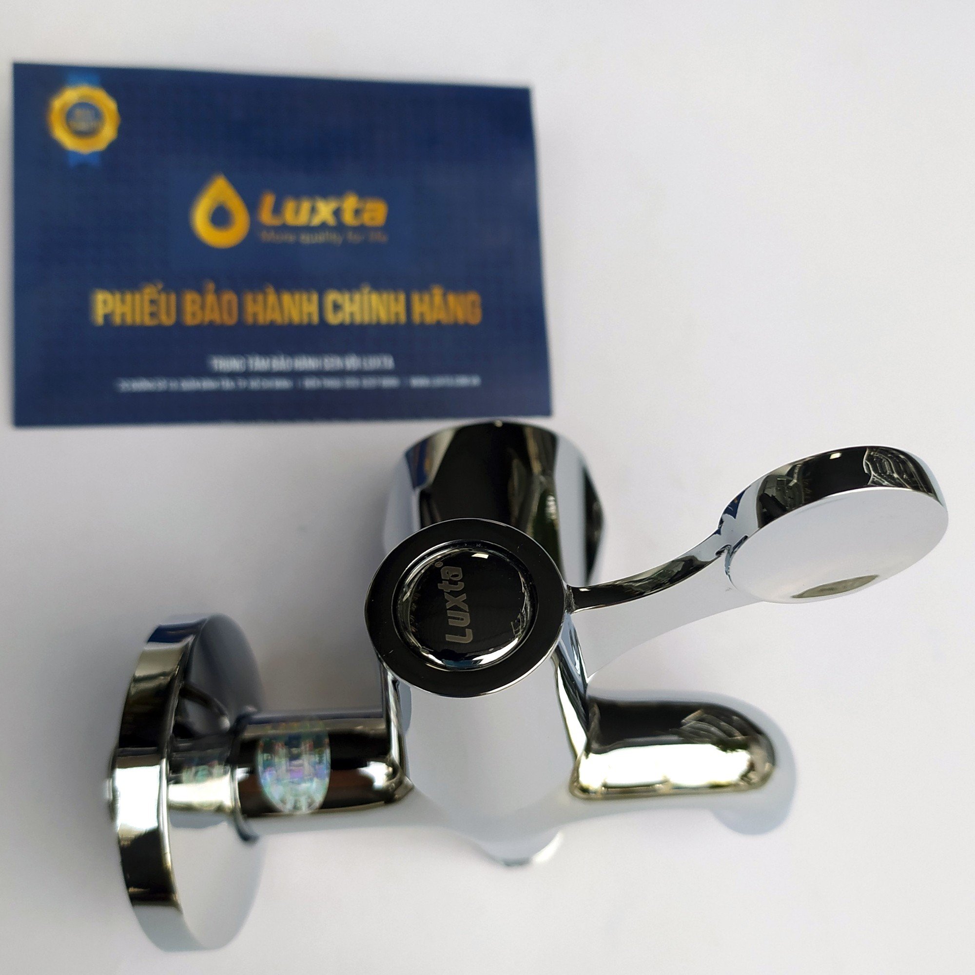Củ Sen Tắm Lạnh Đồng Thau Mạ Crome LUXTA L2101