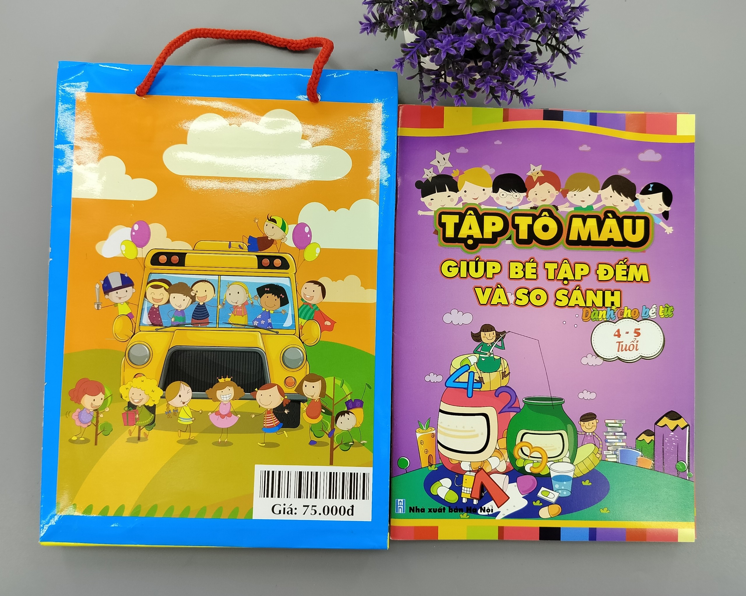 Sách - Combo 8 cuốn Bé tô màu nhiều chủ đề song ngữ Việt Anh cho trẻ từ 3-4 tuổi