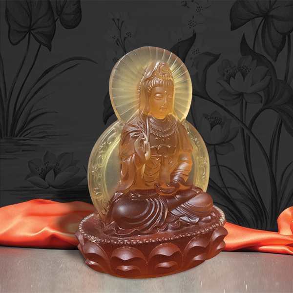Tượng Quan Thế Âm Bồ Tát bằng Lưu Ly – có 2 mặt để trang trí xe ô tô