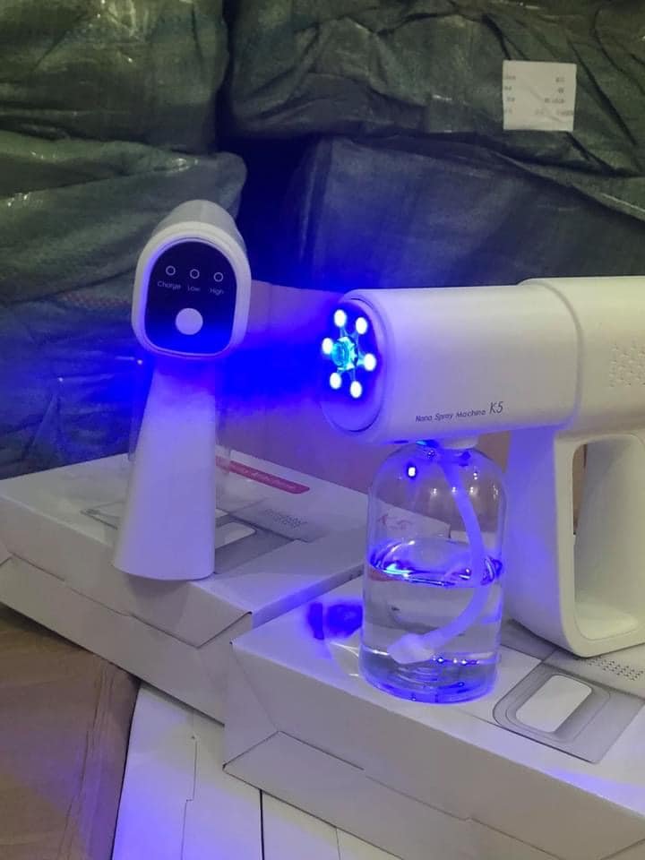 Máy Phun Khử Khuẩn Tia UV Công Suất Mạnh Mẽ Với 3 Tốc Độ Phun Tùy Chỉnh, Khoảng Cách Phun Xa Lên Đến 1.5m