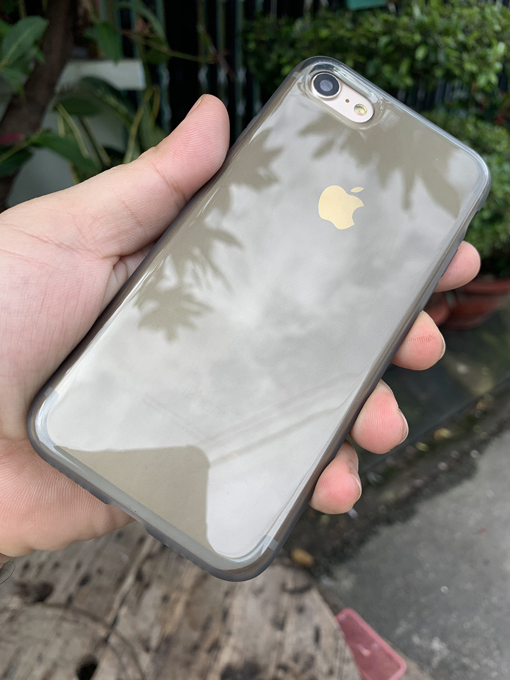 Ốp lưng dẻo cao cấp dành cho iPhone 7 / iPhone 8 - Màu đen mờ