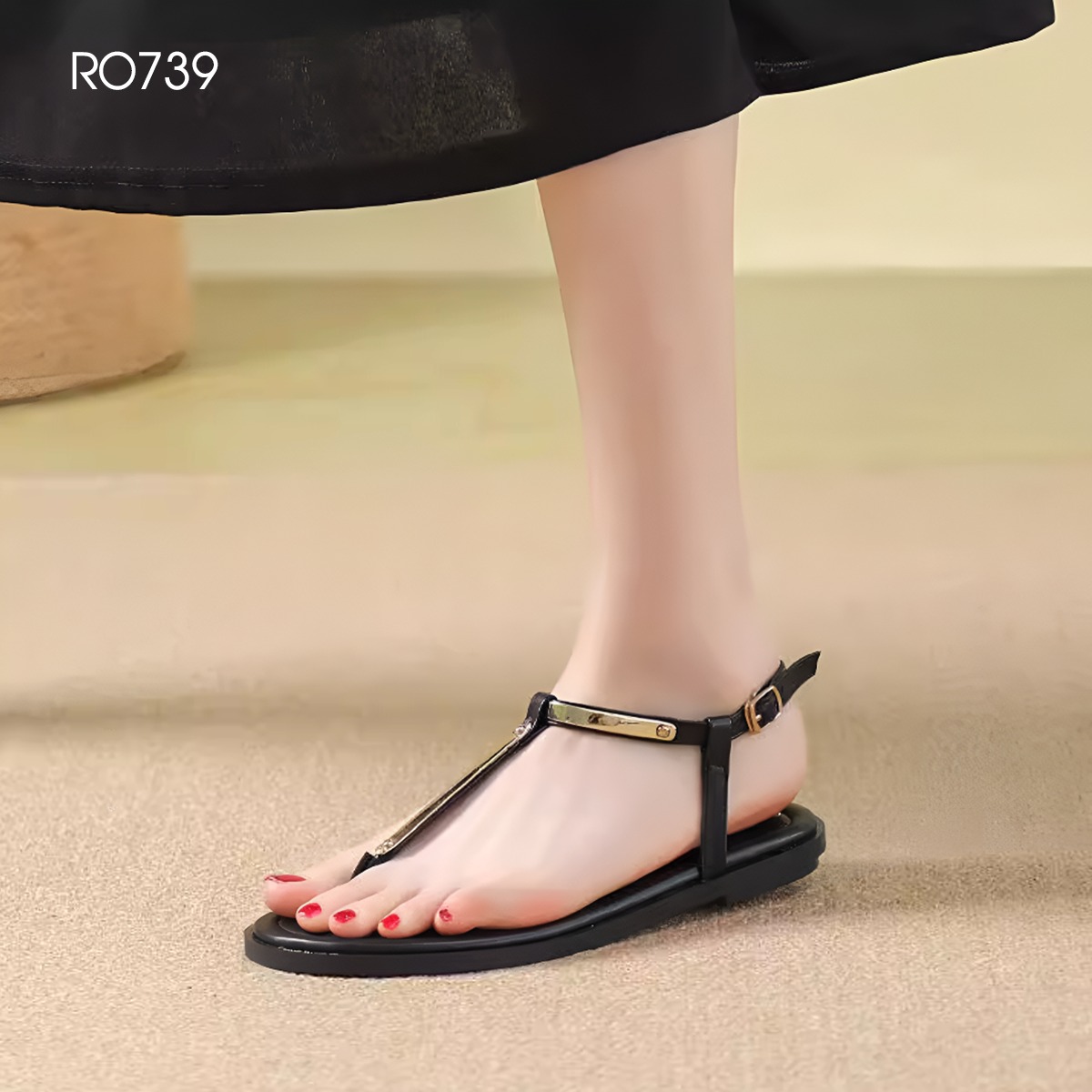 Sandal nữ quai xuôi, đế bệt ROSATA RO739 - 2p - Đen, Trắng - BKSTORE