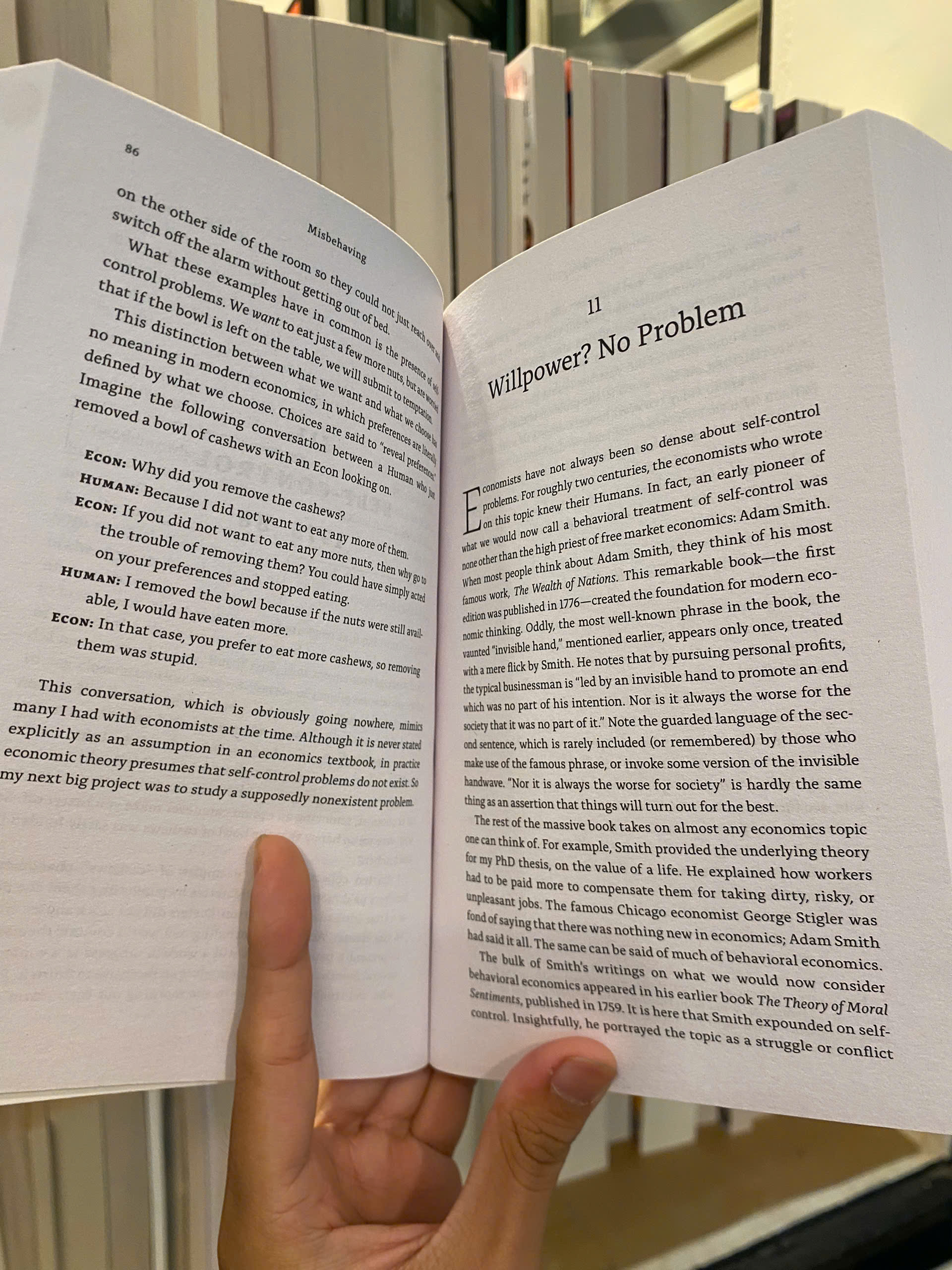 Sách - Misbehaving: The Making of Behavioural Economics by Michael Lewis - Economic Book in English