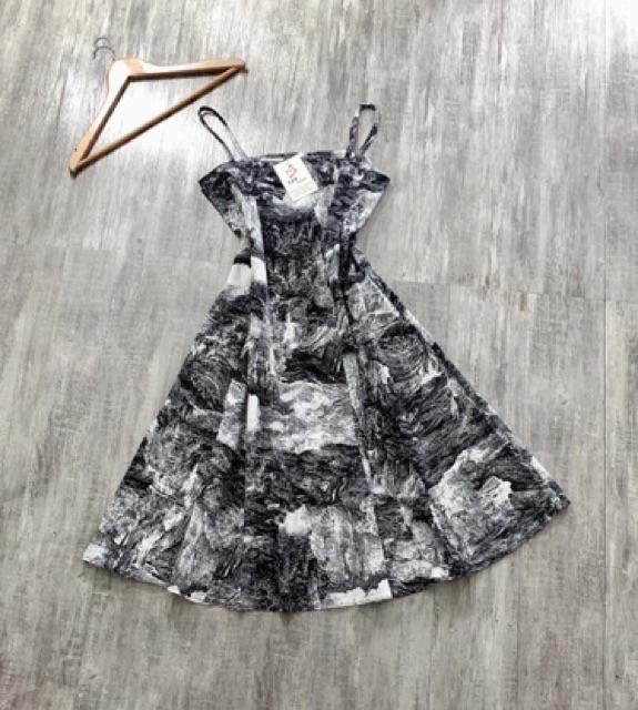 Váy 2 dây vân đá HSG875