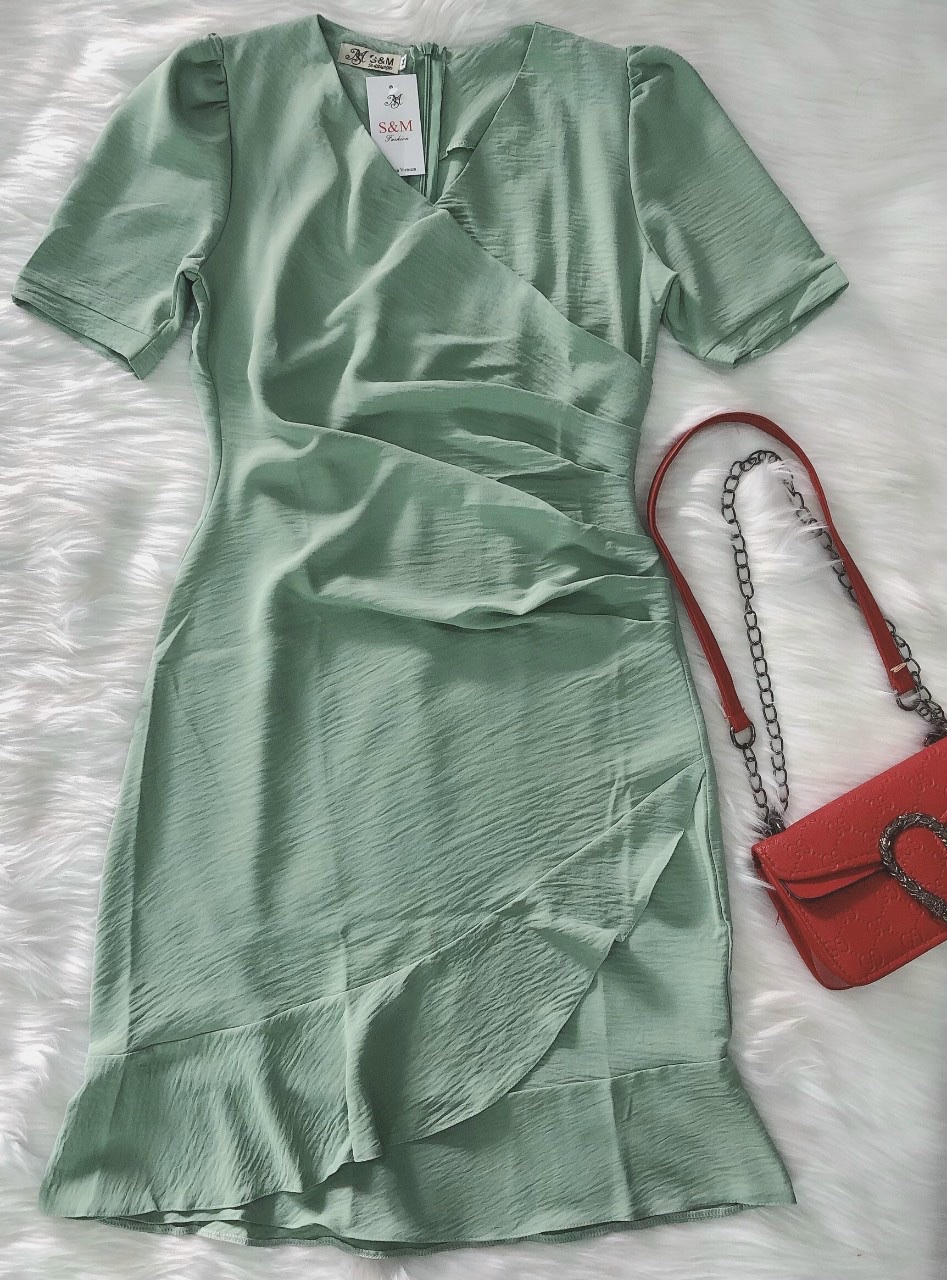 Đầm ôm cổ đắp chéo, xếp ly eo, bèo lai tôn dáng S&M GR195- Hình thật do shop chụp