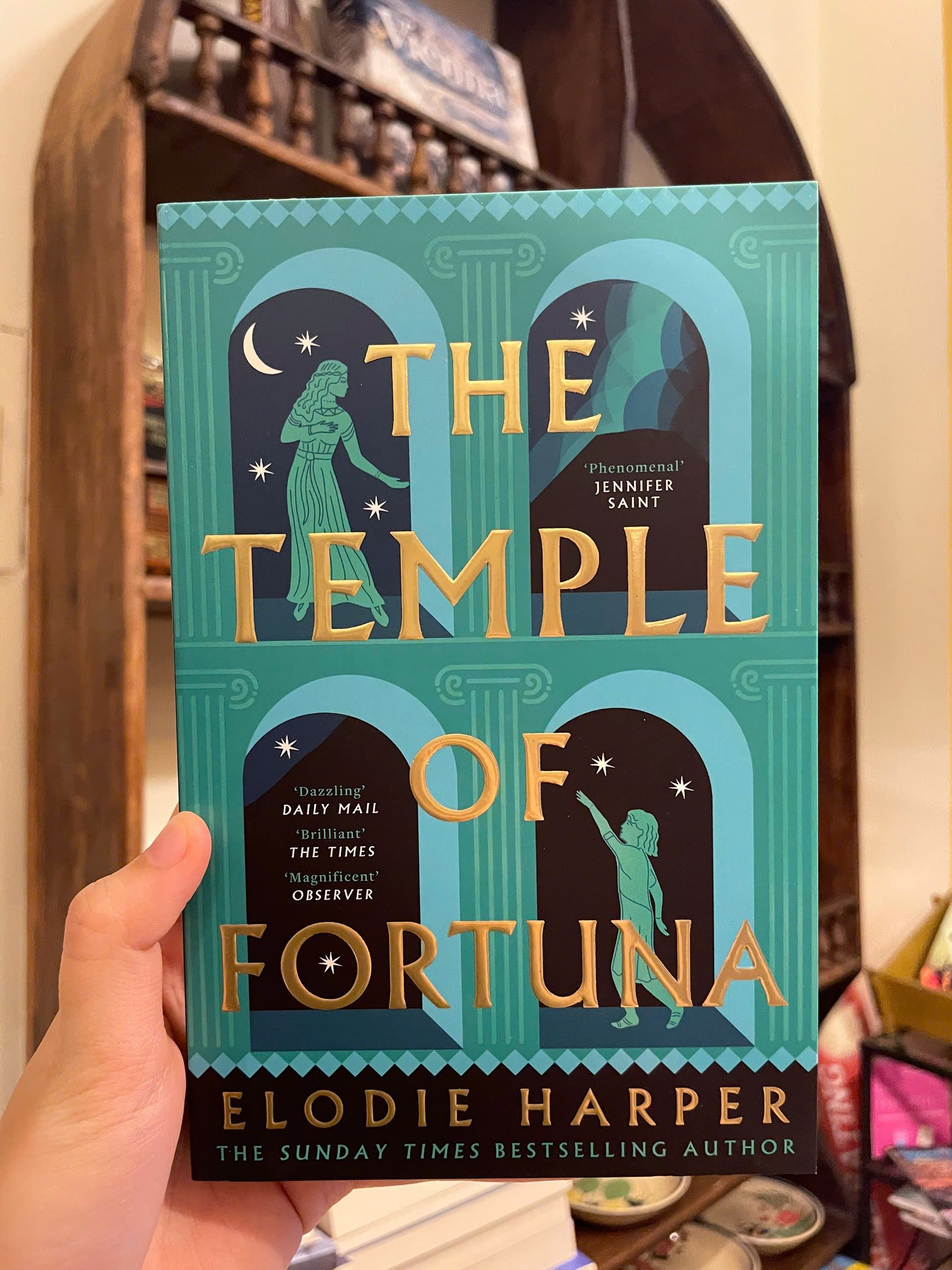 Sách - The Temple of Fortuna by Elodie Harper - Historical Fiction/Mythology book in English