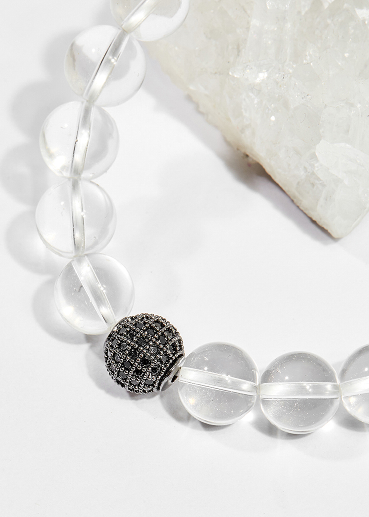 Vòng tay phong thủy nữ đá thạch anh trắng charm tròn 8mm mệnh thủy , kim - Ngọc Quý Gemstones