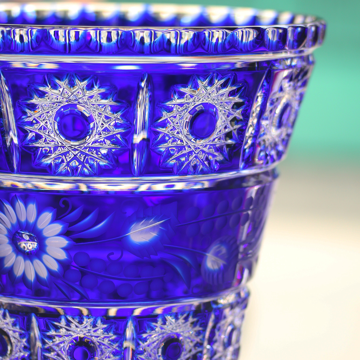 Bình cắm Hoa Pha lê màu Madline Arnstadt cao 43cm