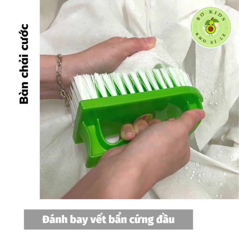 Bàn chải chà quần áo, giày dép có tay cầm Việt Nhật (5856) đa năng, chà sạch mọi vết bẩn