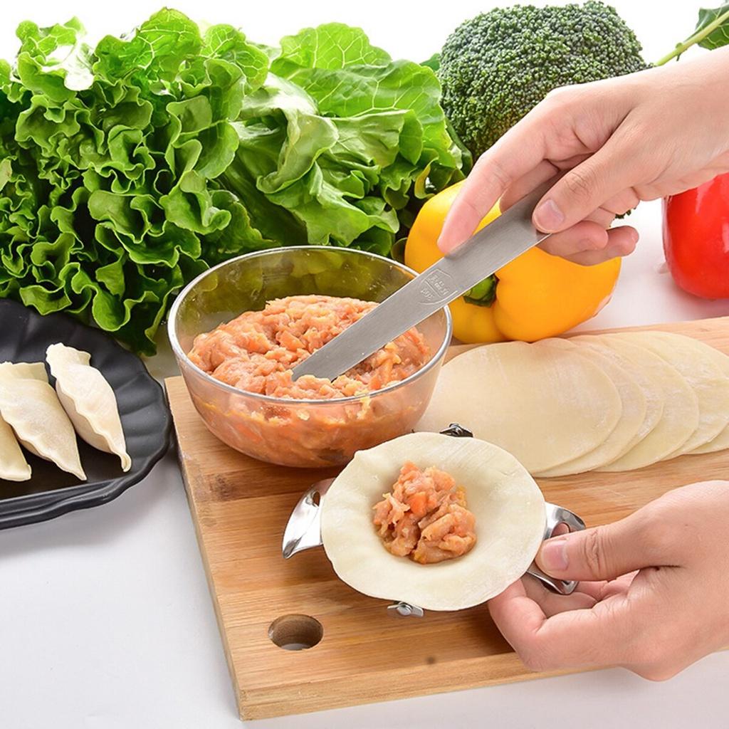 Stainless Steel Dumpling Maker Tool Sets, Dumpling Skin Maker, Pasta Cutter Press Mold and Stuffing Spoon Kitchen Accessories