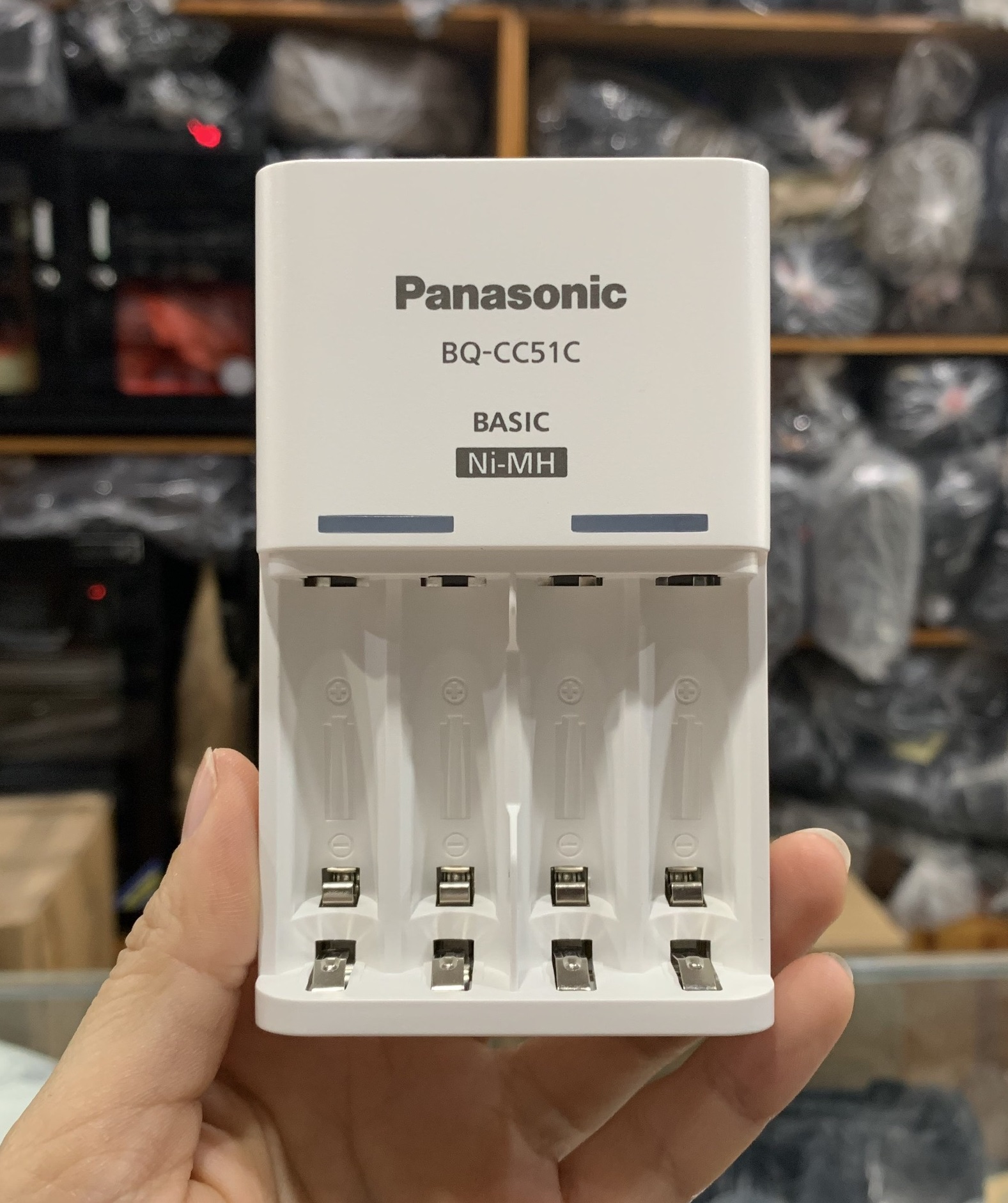 SẠC PANASONIC CC51, SẠC 4 VIÊN AA/AAA, HÀNG NHẬP KHẨU