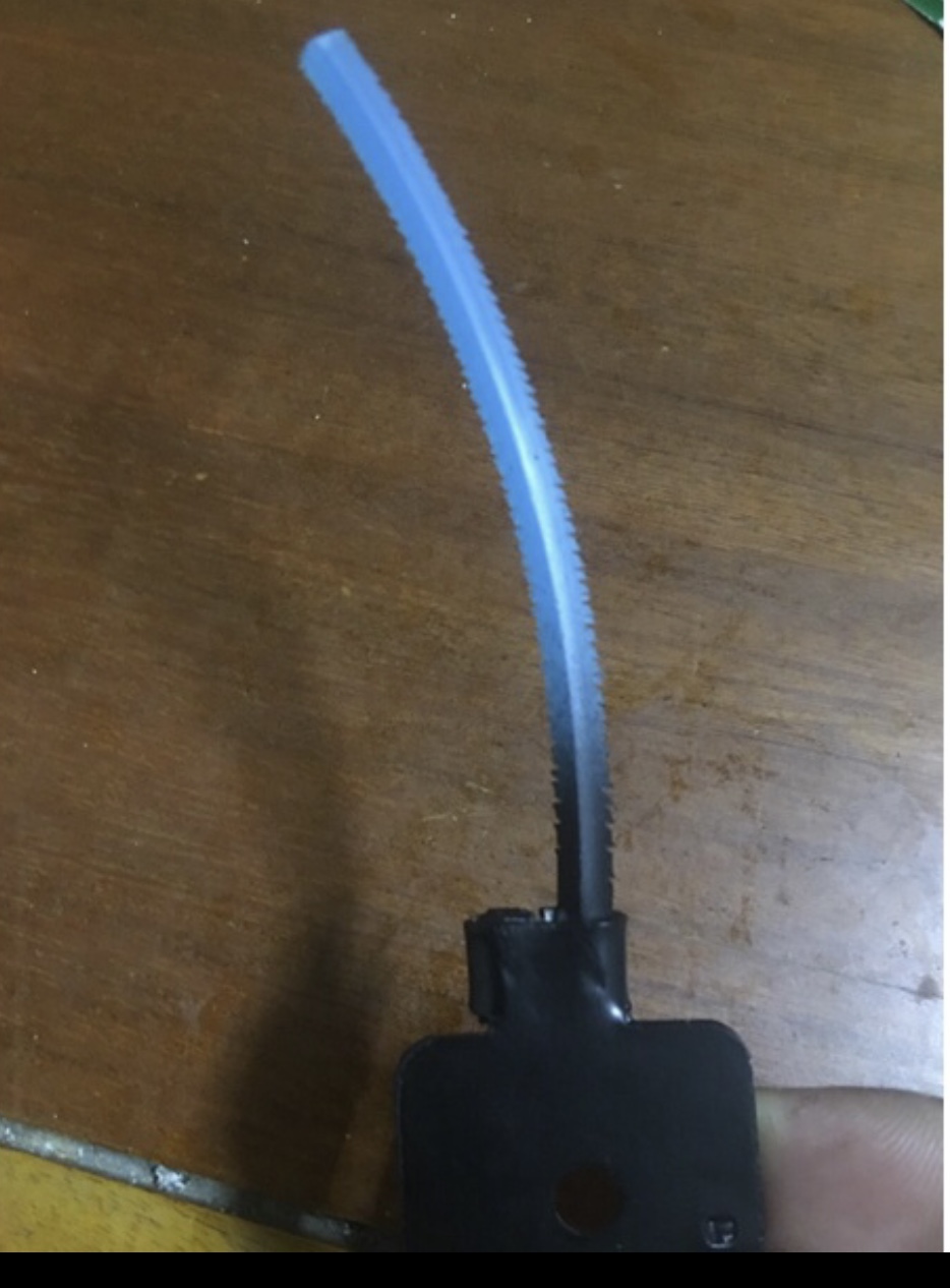 Lưỡi cước cắt cỏ ,lỗ 6mm, dài 25cm