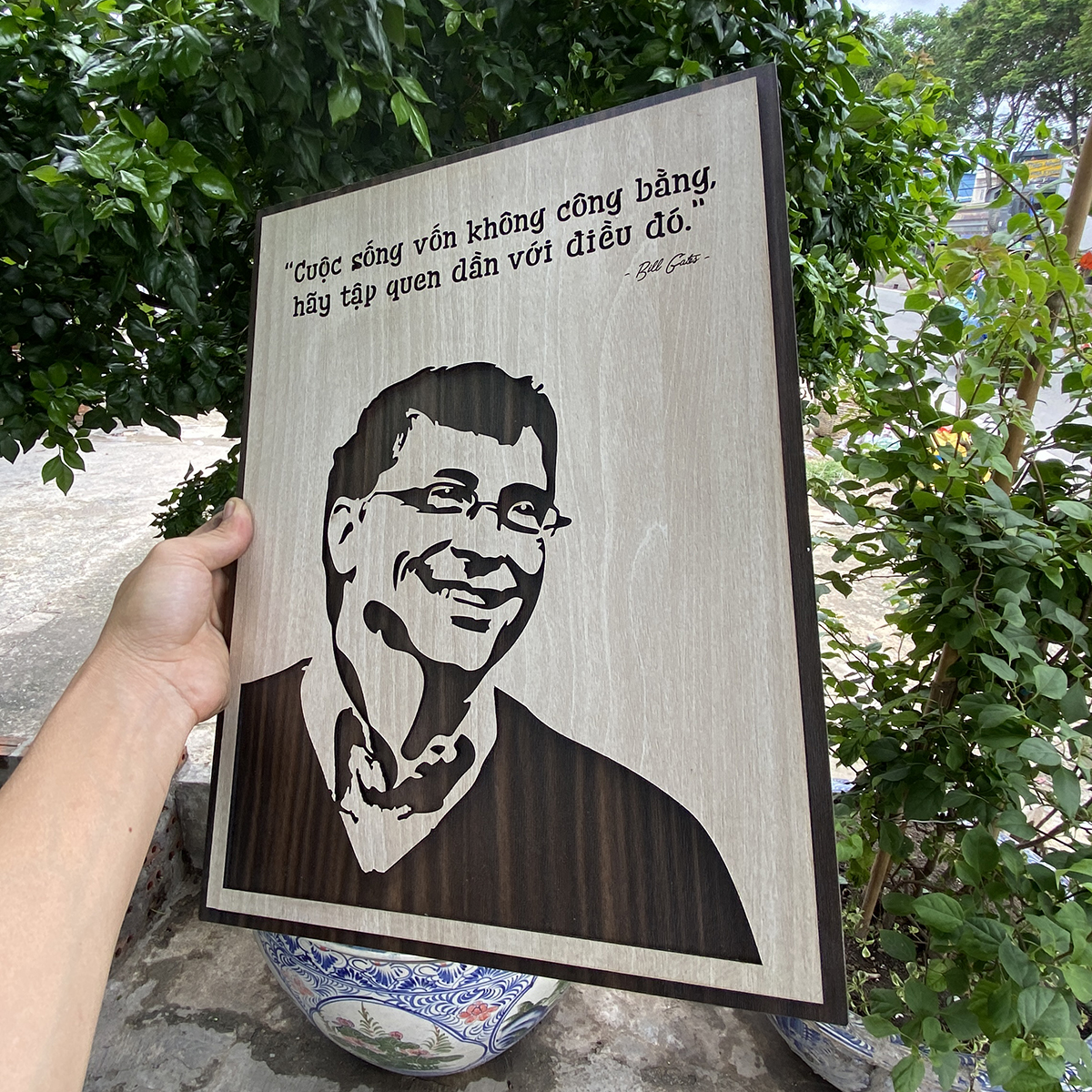 Tranh câu nói hay của Bill Gates TBIG039: Cuộc sống vốn dĩ không công bằng, hãy tập quen dần với điều đó