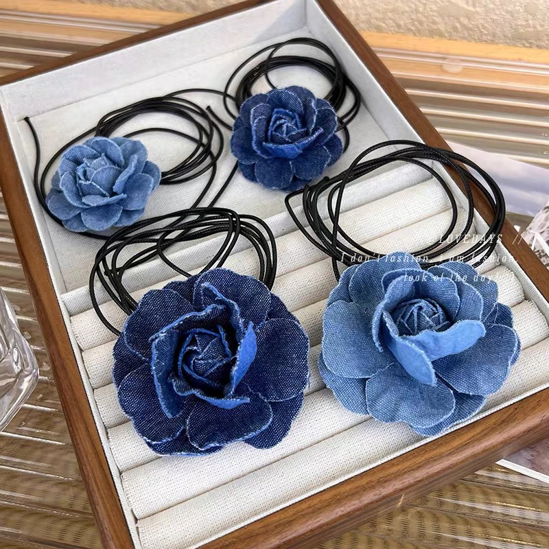 Vòng cổ chocker hoa jean cột nơ hottrend