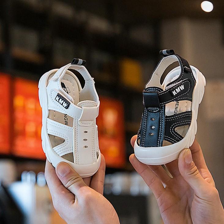 Sandal Bé Trai Quai Hậu Mũi Cao Chống Trơn Chống Vấp Cho Bé Từ 0 - 2 Tuổi