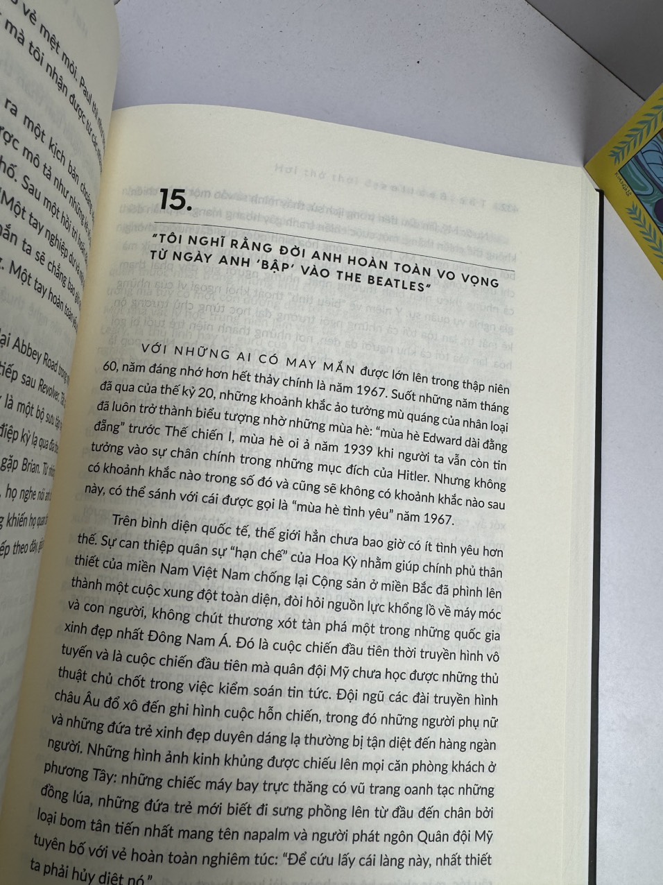 SHOUT! THE BEATLES - HƠI THỞ THỜI ĐẠI CỦA THẾ KỶ 20 – Philip Norman – Hiền Trang dịch – Alpha Books