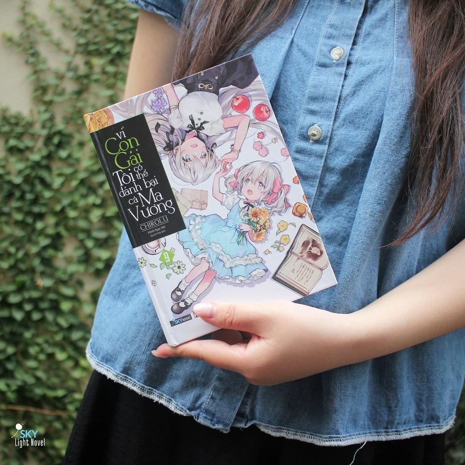 Sách - Vì Con Gái Tôi Có Thể Đánh Bại Cả Ma Vương - Tập 9 - AZ Việt Nam