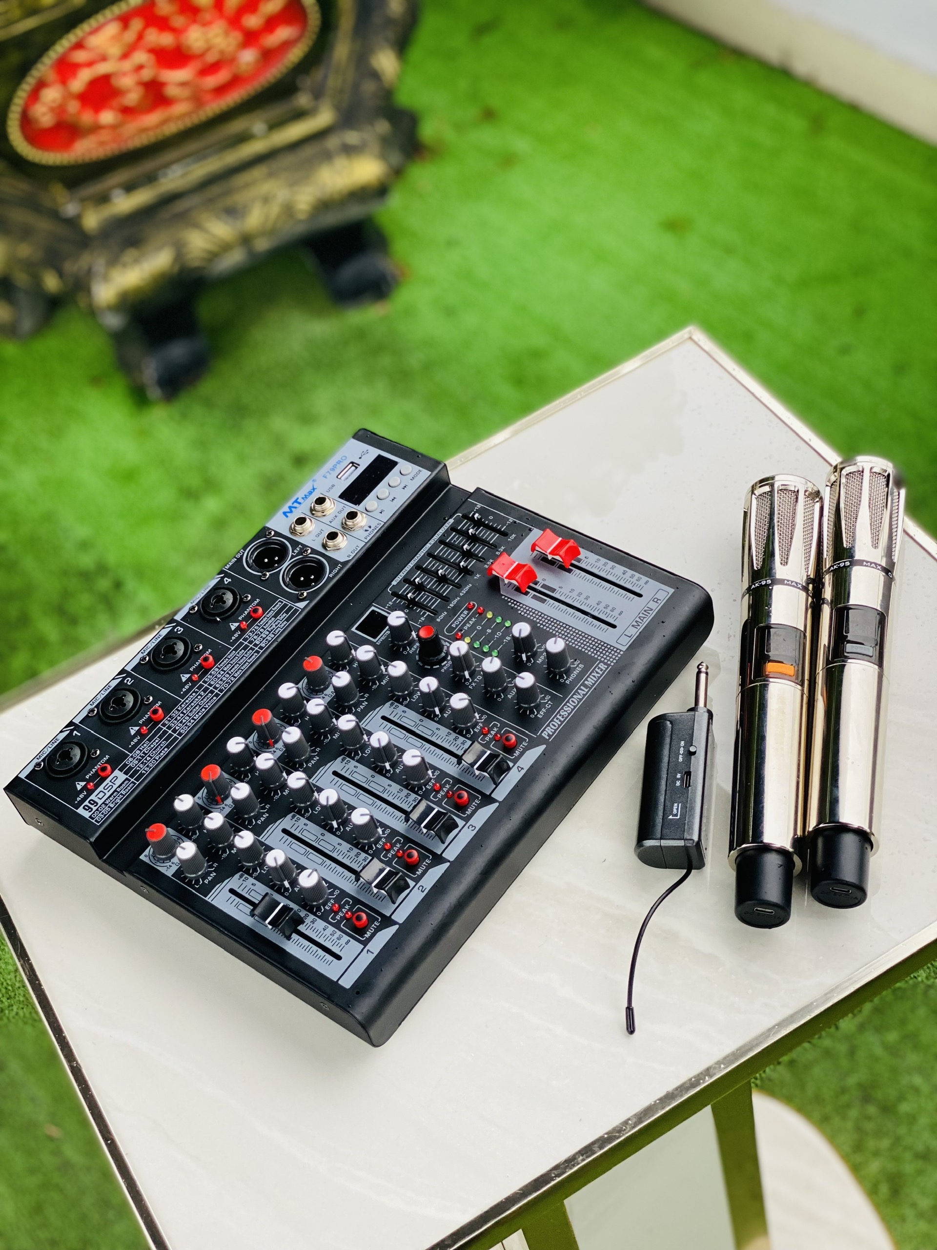 [tặng 2 dây canon hoa sen]  Combo  karaoke  nghe nhạc nâng cấp âm thanh gia đình sân khấu siêu hay mixer MTMAX F79 Pro + Micro Không Dây AK95 (Loại 2 Mic)  hàng nhập khẩu