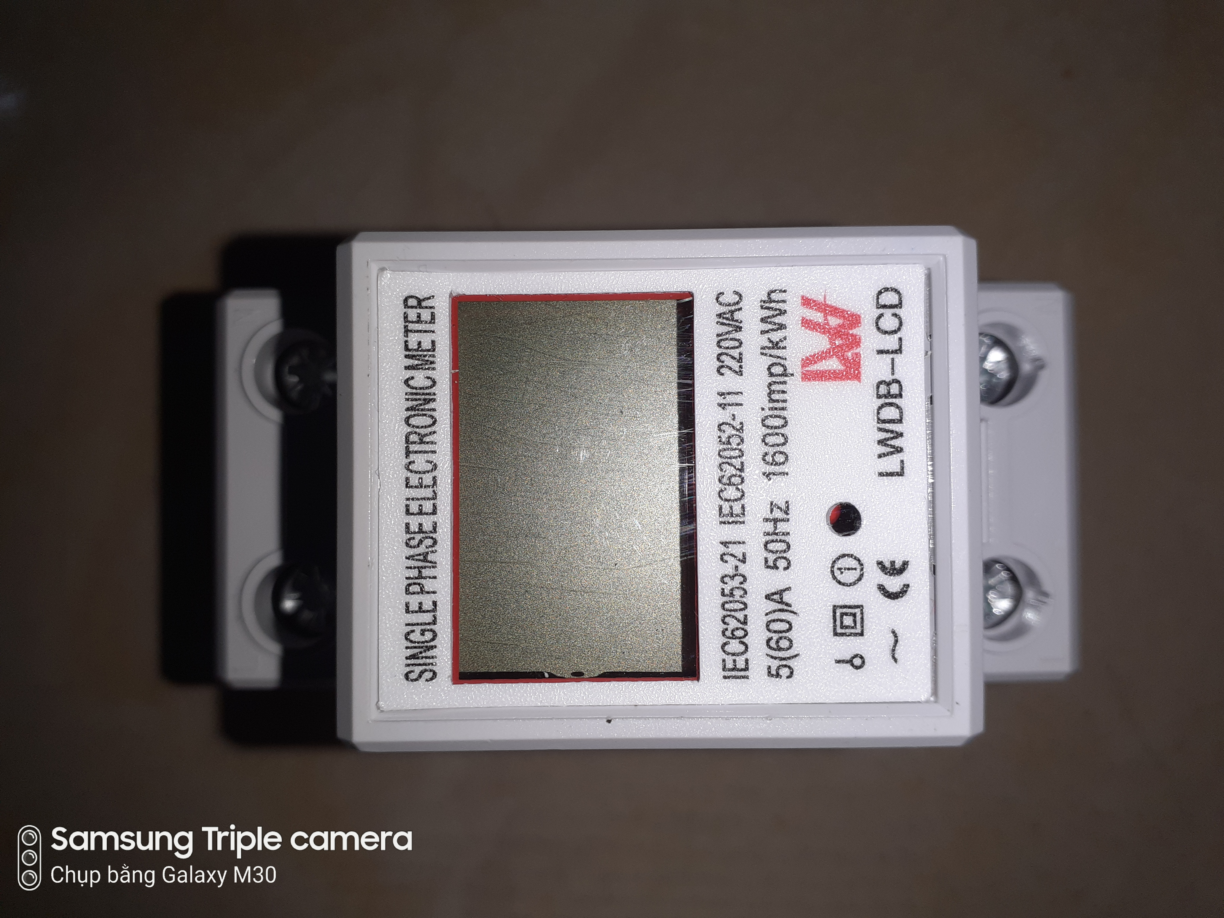 Công Tơ Điện Tử 1P 60A LW Đo Điện Tiêu Thụ Kwh Độ Chính Xác Cao Màn hình LCD