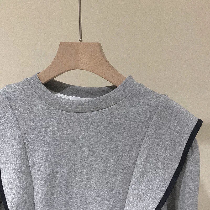 Áo thun cánh bướm phong cách Hàn Quốc cổ tròn dài tay crop top