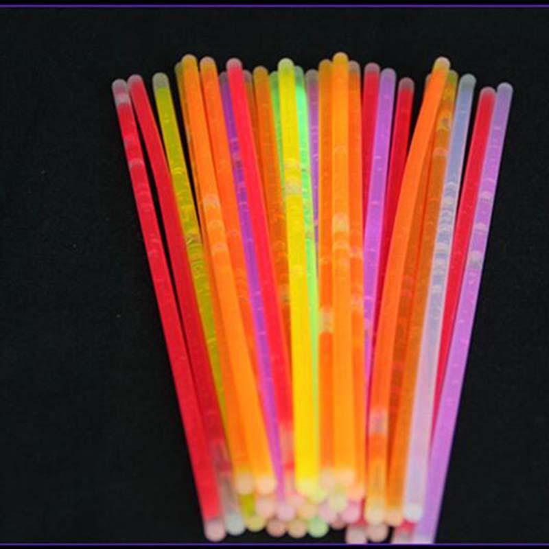 Set 50 / 100 Vòng tay dạ quang phát sáng màu neon | Squishyvui