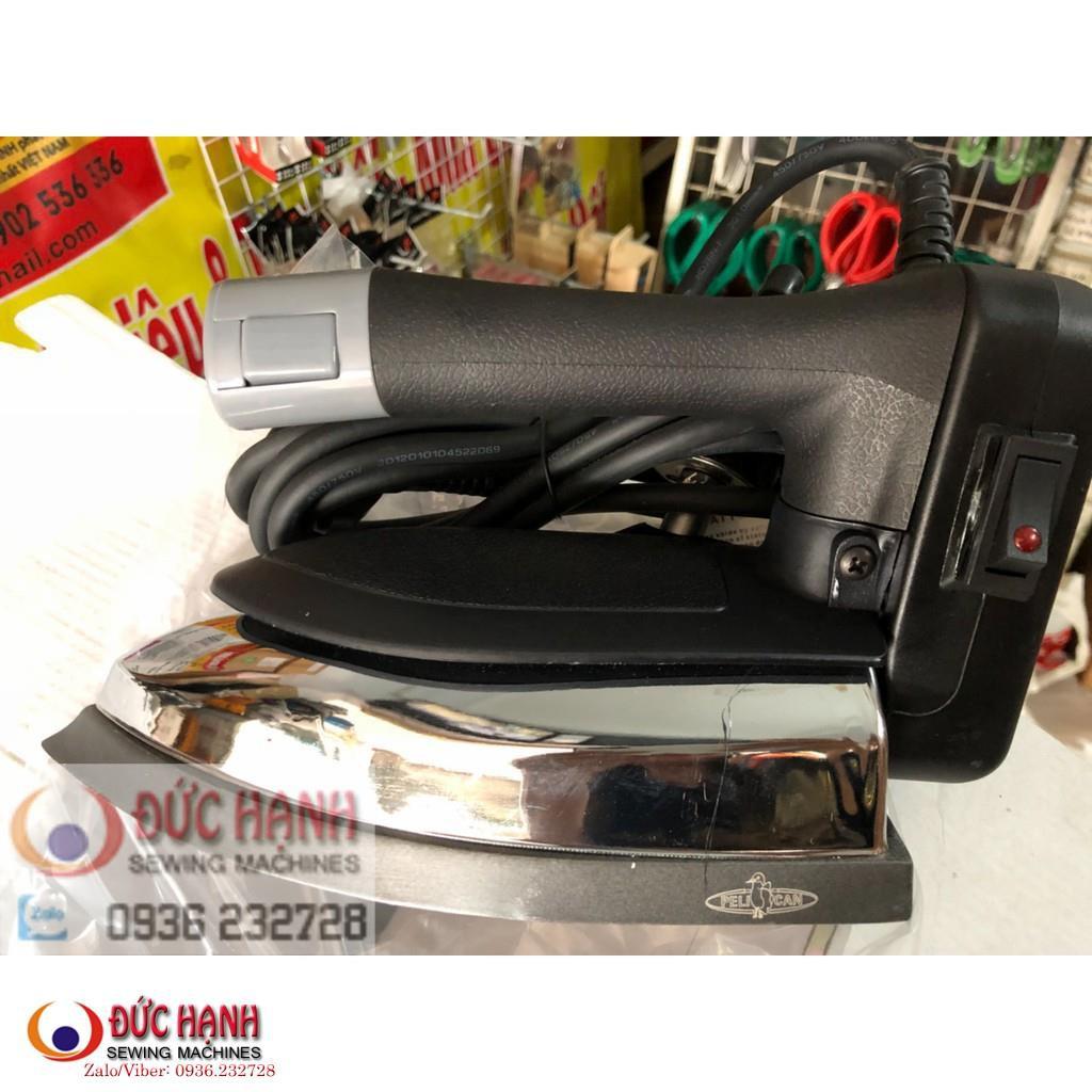 Bàn Ủi Hơi Nước Công Nghiệp Pen 520