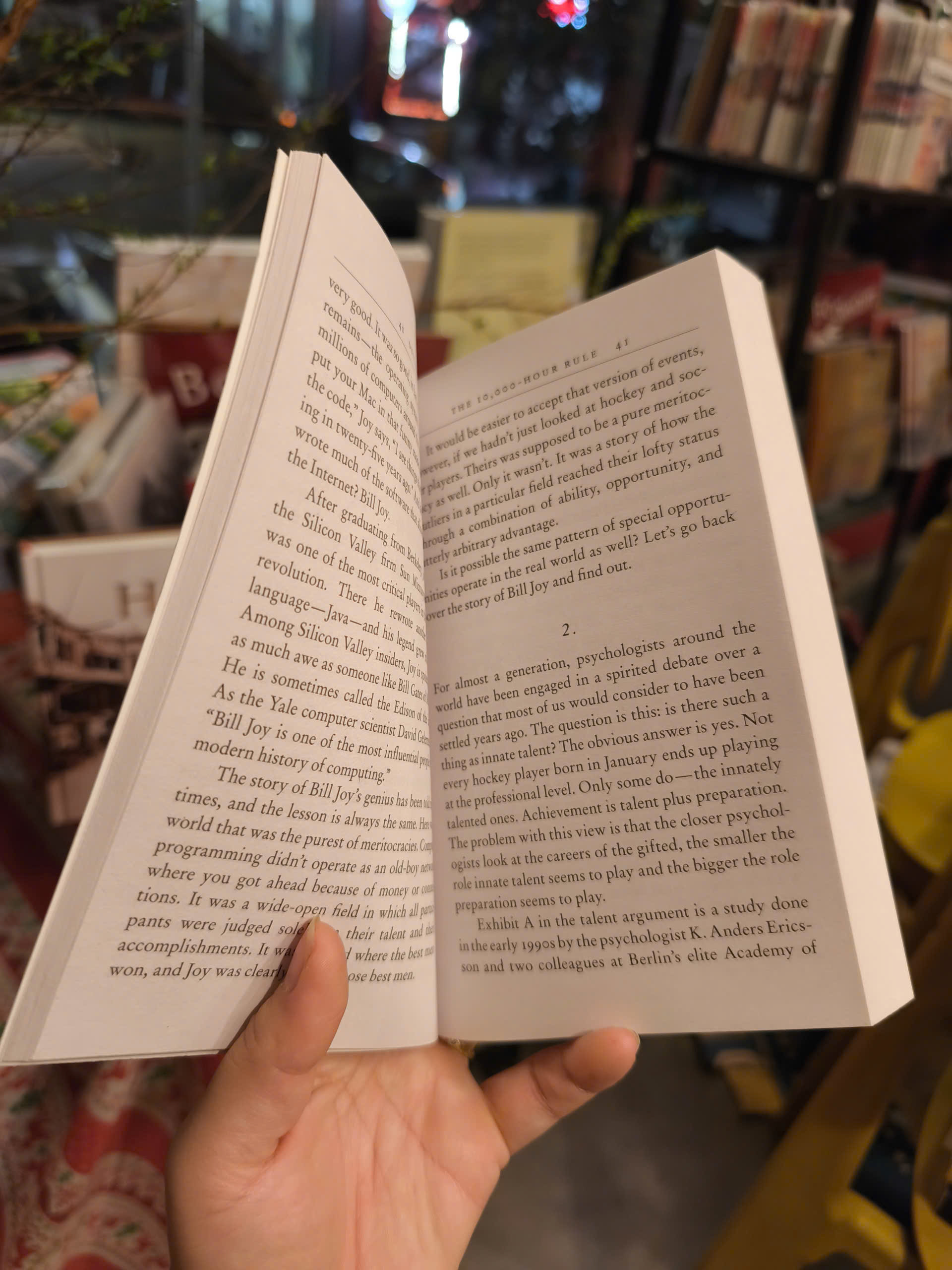 Sách - Outliers: The Story of Success by Malcolm Gladwell - Nonfiction| Psychology| Business