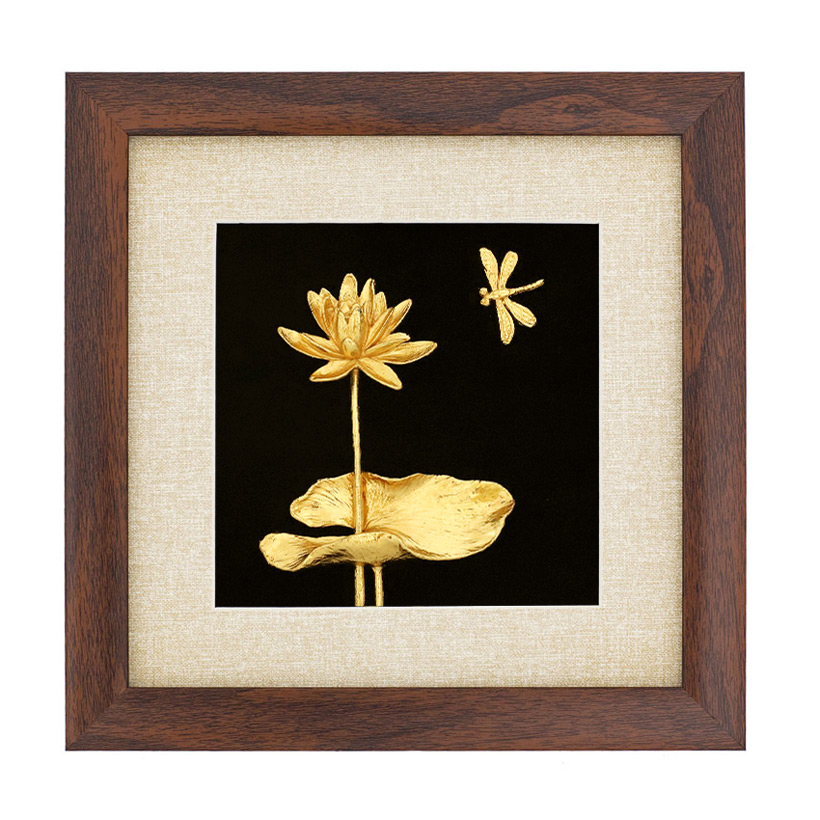 Bức Tranh Hoa Súng mạ vàng 24K để bàn: Quà tặng cao cấp, ý nghĩa, độc đáo mừng tân gia, tri ân khách hàng, tặng người nước ngoài - Golden Gift Việt Nam