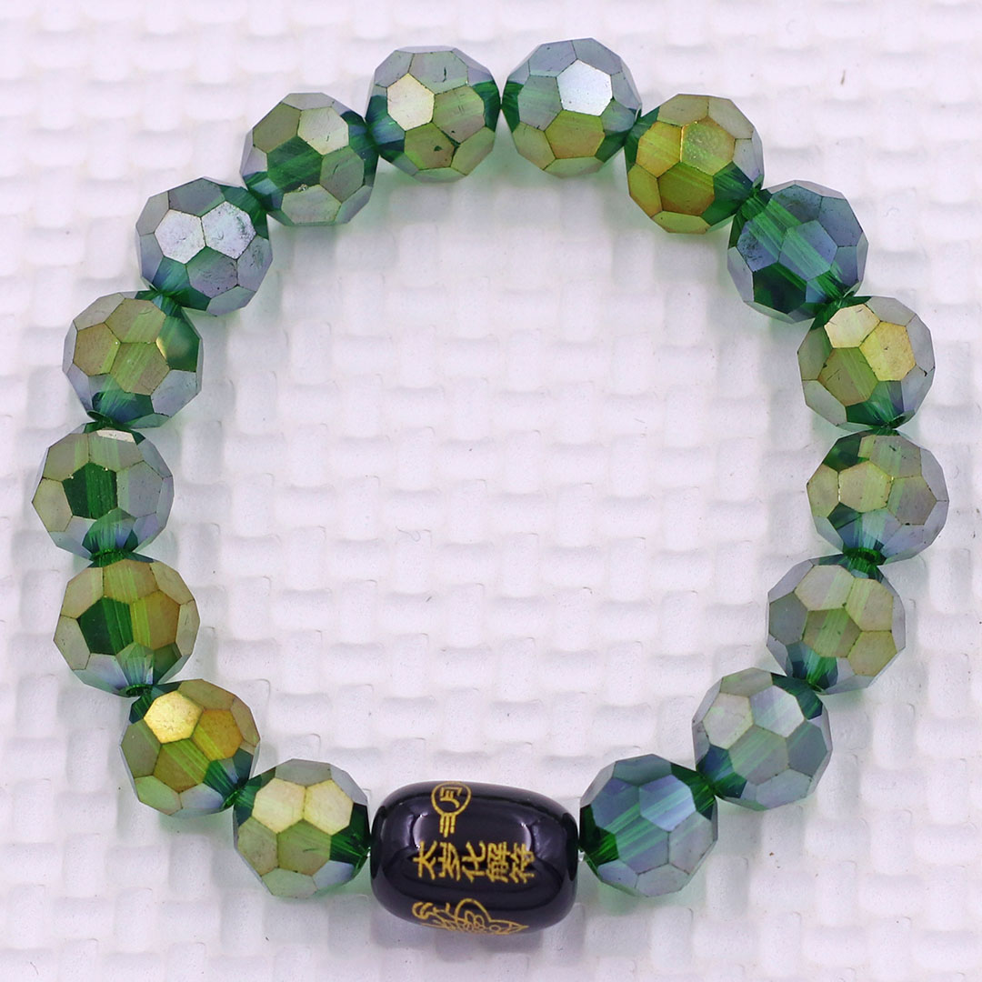 Vòng chuỗi đeo tay pha lê xanh ve chai cắt giác 10 ly charm giải thái tuế phù, vòng chuỗi phong thủy, giải năm hạn thái tuế
