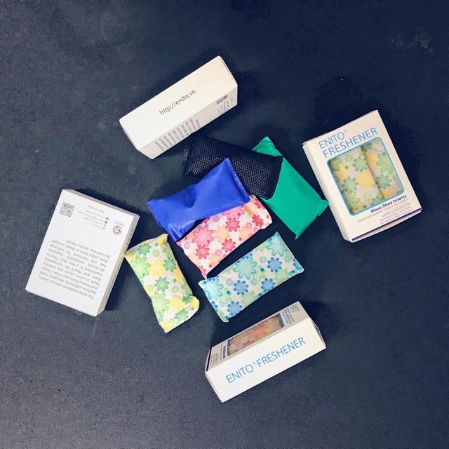 Túi Hút Ẩm - Khử Mùi Hôi - Khử Nấm Mốc - Kháng Khuẩn - Dành Cho Giày Sneaker Bằng Than Tre Hoạt Tính - Enito Freshener - Hàng Chính Hãng
