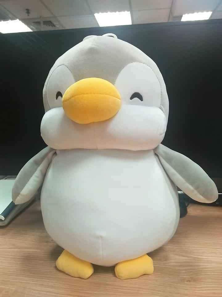 Gấu bông chim cánh cụt size 35cm vải miniso mềm mịn, an toàn, chuẩn form