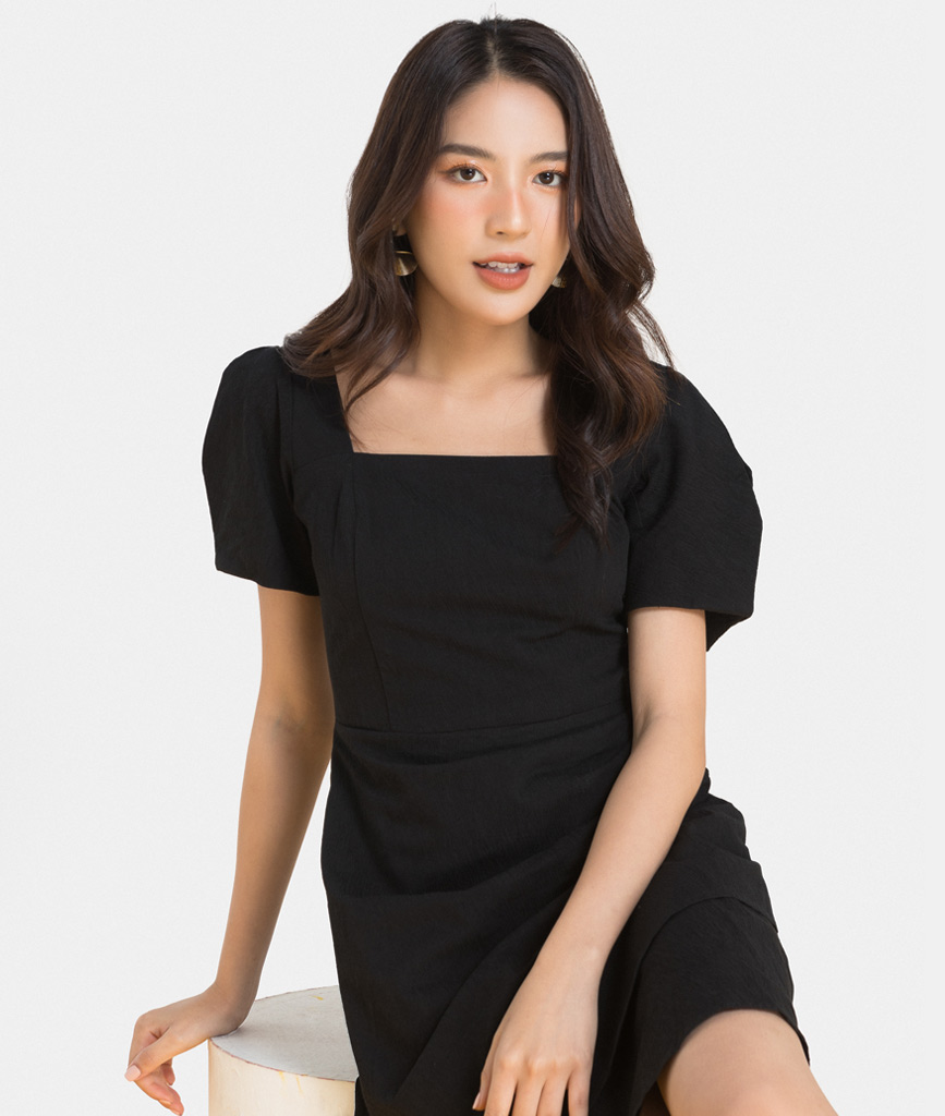 Đầm nữ thời trang HNOSS dáng ngắn cổ vuông HNDLU033