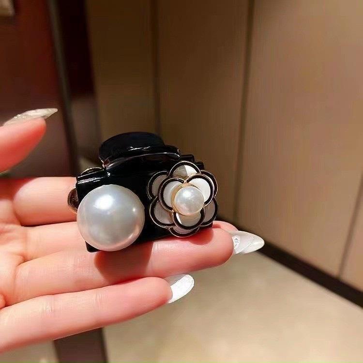 Kẹp tóc nữ cao cấp đính cườm hoa KTE 222