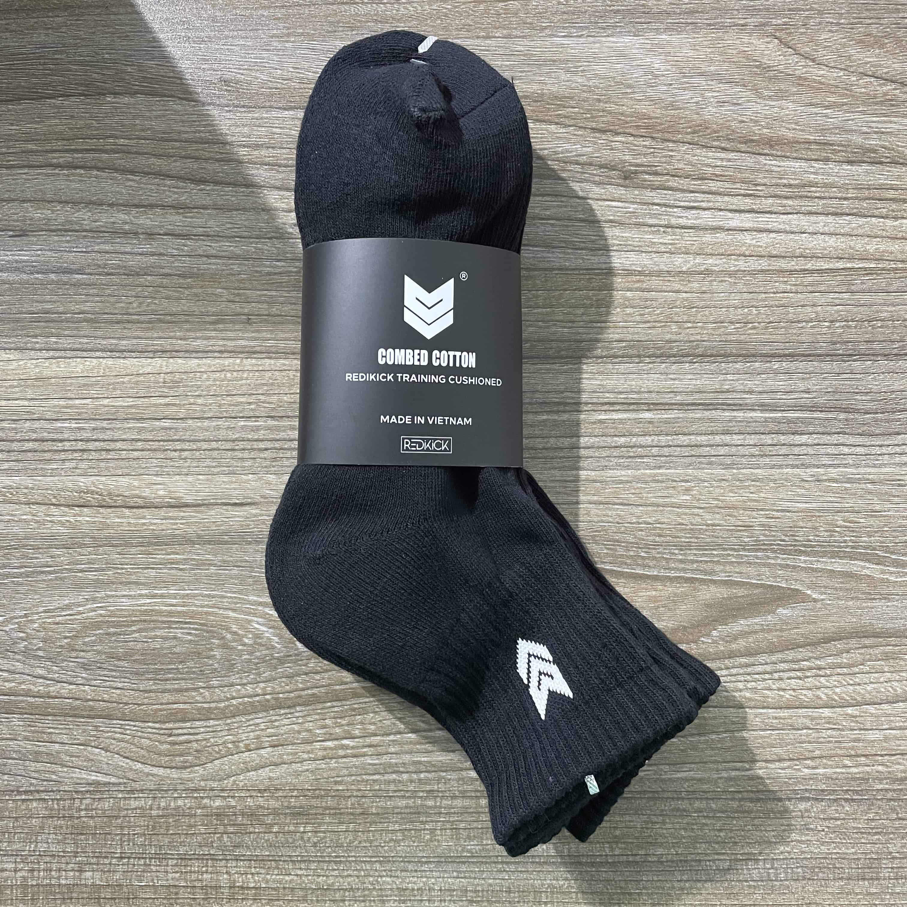 Combo 3 đôi Tất Redikick Cổ thấp R365 Sợi Cotton Cao Cấp Vớ Nam Nữ Unisex có đệm Cushion Chống hôi chân, Thoáng khí, Thấm mồ hôi phù hợp chơi Bóng Rổ Bóng đá Bóng Chuyền Tennis Chạy Bộ Đá banh- Hàng Chính Hãng