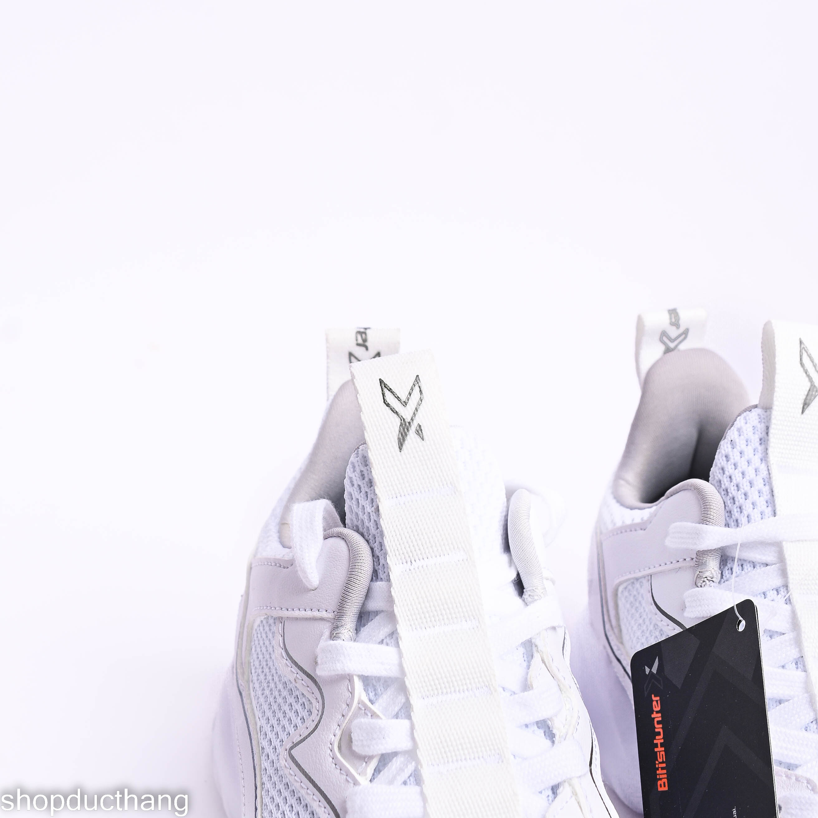 Giày Thể Thao Nữ Biti's Hunter X Wavy Collection